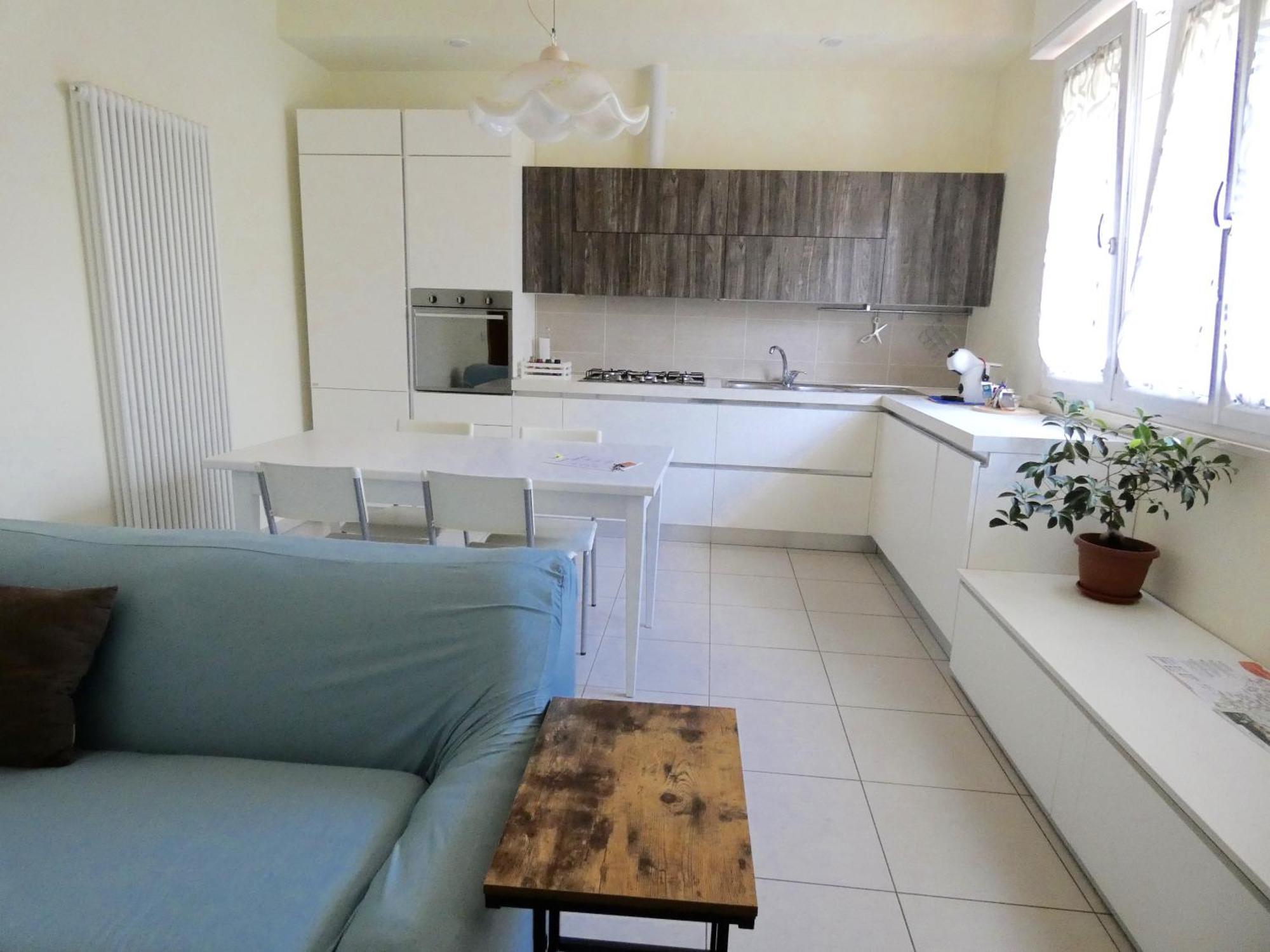 Casa Loren เปซาโร ภายนอก รูปภาพ