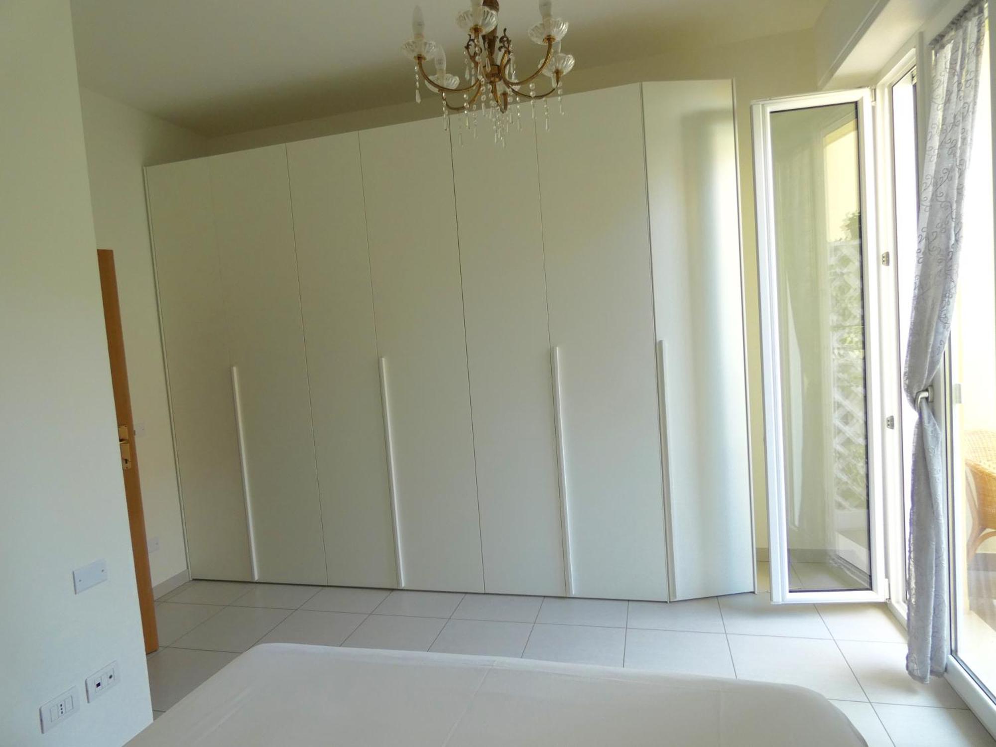 Casa Loren เปซาโร ภายนอก รูปภาพ