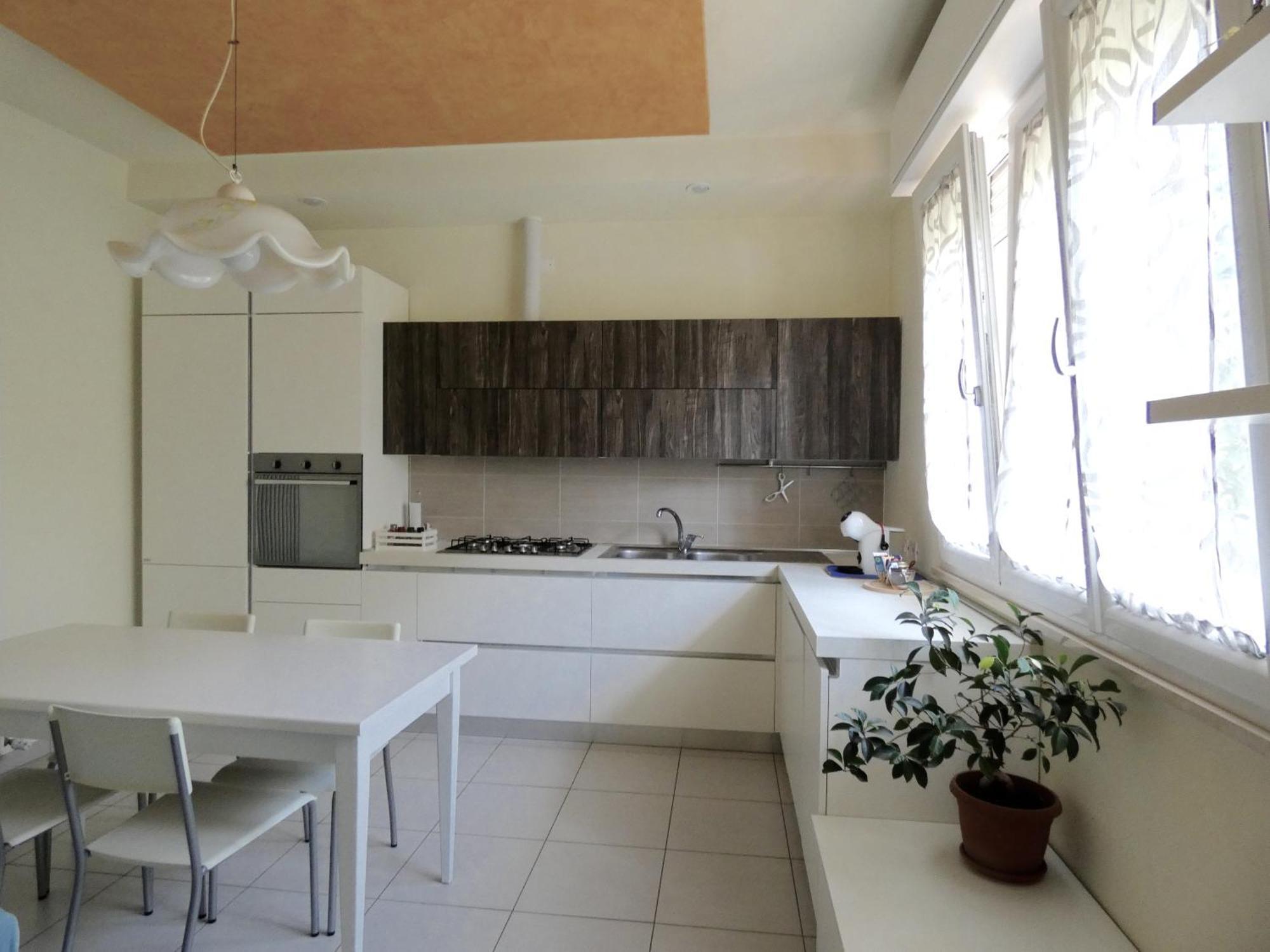 Casa Loren เปซาโร ภายนอก รูปภาพ
