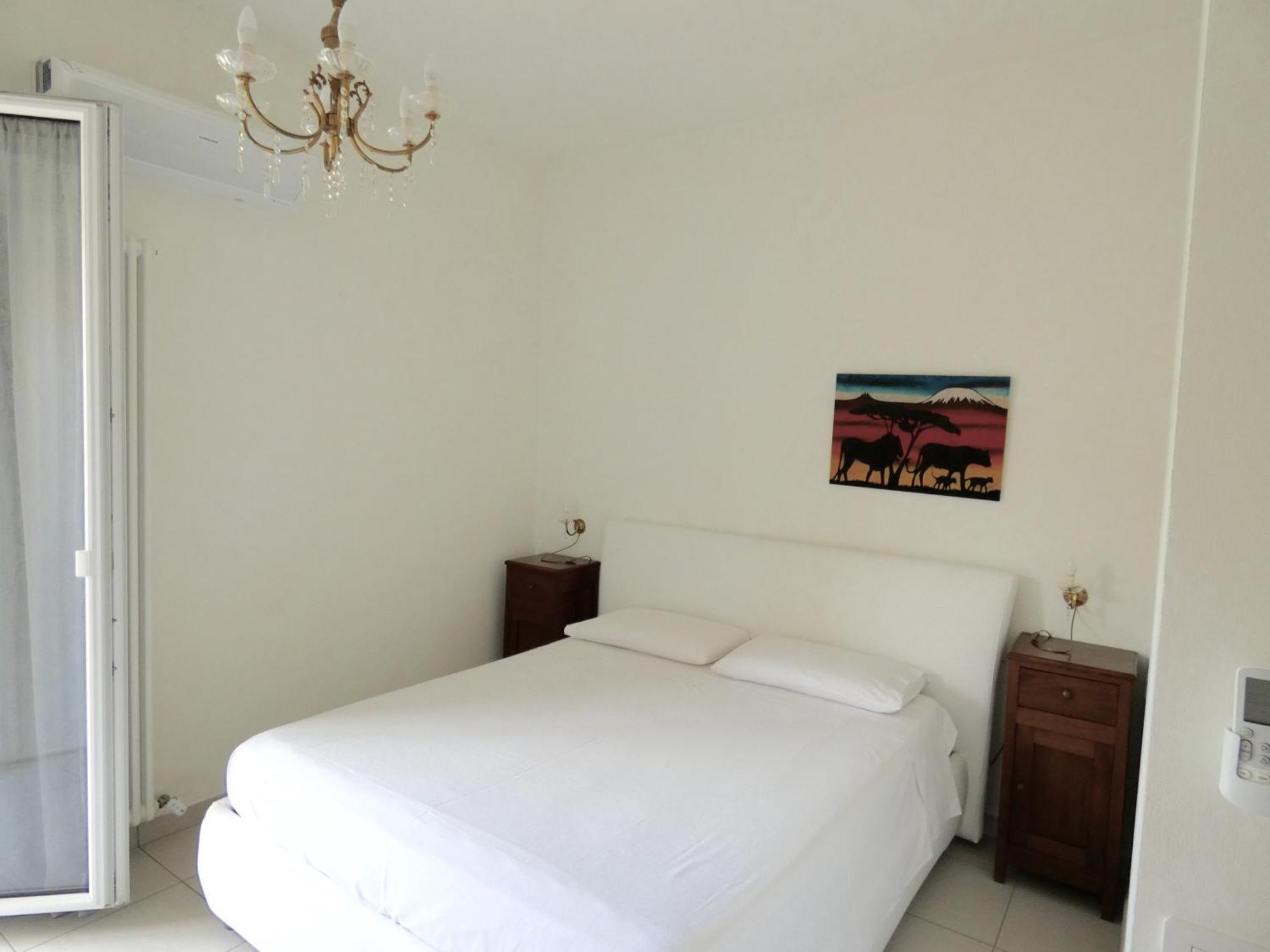 Casa Loren เปซาโร ภายนอก รูปภาพ